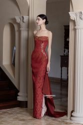 点击看大图 -GODDESS WHITE婚纱礼服(鹏城动力大厦店)