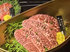 -山川小町·极番烧肉(新地假日广场店)