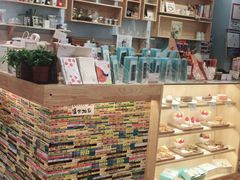 -猫的天空之城概念书店(印象城购物中心店)
