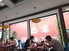 -毛辣果·贵州红酸汤牛肉火锅(西单店)