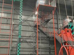 -极限PLAY运动娱乐新世界·团建派对潮玩休闲馆·室内蹦极高空游乐园