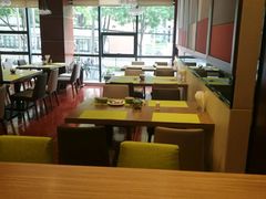 -黄河美华酒店(兰州高铁西站七里河黄河大桥店)