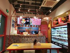 -小蛮椒麻辣烫·麻辣拌(青浦宝龙店)