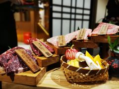 -山川小町·极番烧肉(新地假日广场店)