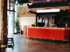 -先启半步颠小酒馆(白麓里店)