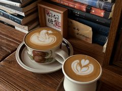 拿铁-小晴天咖啡馆