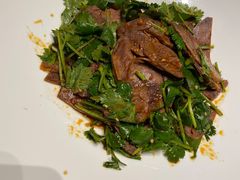香菜拌牛肉-徐记海鲜(汉城湖|太奥店)