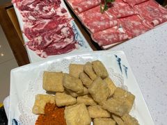 -贵府酸汤牛肉火锅·贵州老字号(飞山街店)