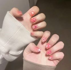 -悦指间美甲美睫