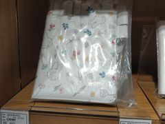 -九木杂物社(江宁金鹰店)