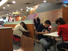 -麦当劳(秣陵路店)