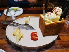 面包诱惑-前海沿·青岛菜(大拇指广场石老人店)