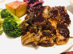 -WOLFGANG PUCK KITCHEN & BAR(迪士尼小镇店)