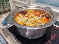涮涮锅-爱客得牛排海鲜烤肉·火锅自助(春熙路黑金好店)