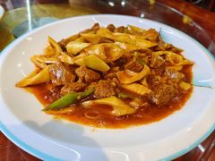 脆笋烧牛腩-子午饭莊