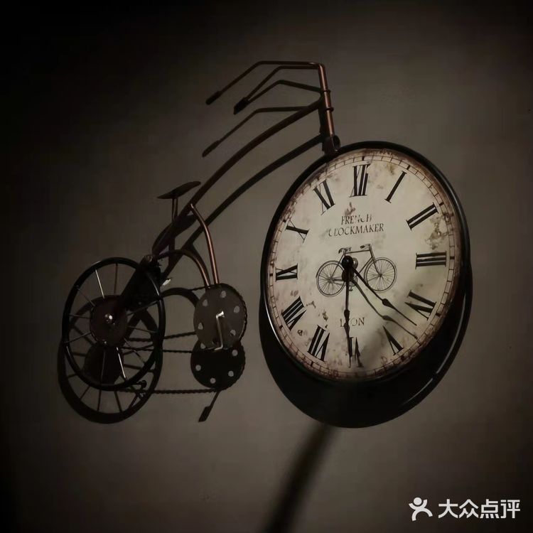 顺着时光的烙印 来到天河北这家椰子鸡老店