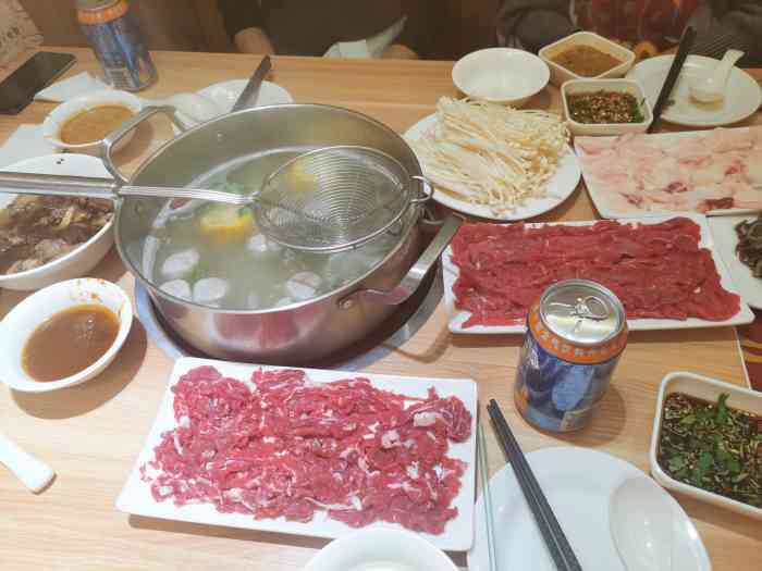 天天鲜牛肉火锅-"去风云再起中午饿了,又遇到下雨不想走远,.