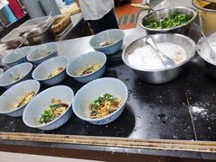 -天天锅贴王(迎凤街店)