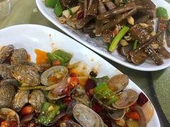 -四川小胡子海鲜(丁村万人海鲜广场店)