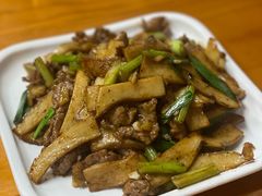 三菇烩牛肉-61号餐吧(兴坪古镇漓江店)