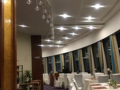 -东方豪景花园酒店·怡景旋转餐厅