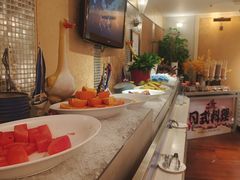 -深圳富苑皇冠假日套房酒店