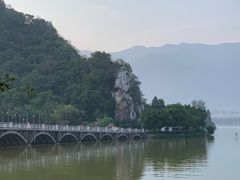 -星湖旅游景区七星岩