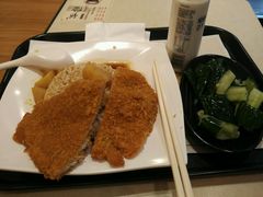 -东方既白(黄兴路大润发店)