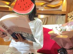 -月亮眼花园餐厅书吧酒吧