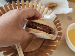 -闫家驴肉老店(华电一校店)