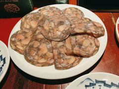 -二荆条·蜀鲜汇城市森林火锅