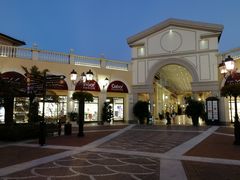 -佛罗伦萨小镇广佛名品奥特莱斯(疏港路店)