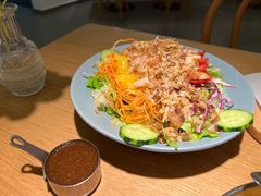 烤鸡蔬菜沙拉-麓椿花园西餐厅(海乐世界店)