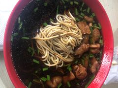 -小龙大肉面馆