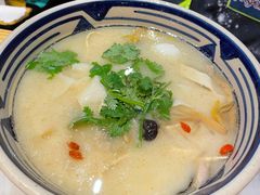 老郑州羊肉烩面-掌柜的店·河南菜(新天地店)