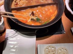 -呷哺呷哺(融创茂店)