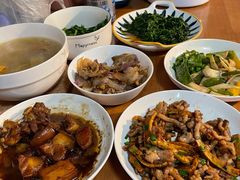 -鲸育宝宝月嫂(徐汇店)