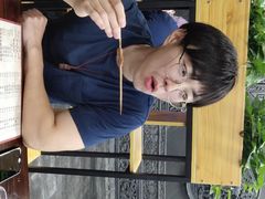-老蚌埠烤串·新派烧烤·油边王(工农路店)