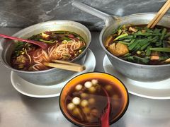 -铁锅哥米线