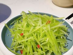 凉拌莴笋-鹿港小镇(远洋未来广场店)