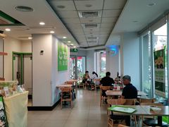 靠窗位-老乡鸡(肥东文一名都店)