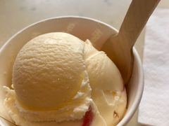 覆盆子桃桃冰淇淋-哈根达斯(西安高新店)