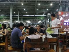 大堂-四川小胡子海鲜(丁村万人海鲜广场店)