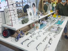 -无界眼镜MaxLess(南翔印象城店)