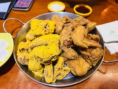 -BHC炸鸡(明洞总店)