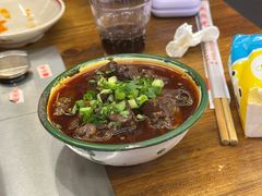 -拈签一笑黄牛肉辣卤串串