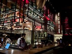 -FOUR PLAY BAR