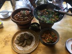 -寻钵记民菜馆·正宗常德钵子菜(滨湖路店)