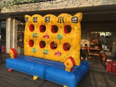 -田园东方蜜桃村的田野营地