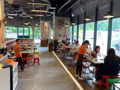 大堂-憨铁匠老火锅(龙岗万科里店)